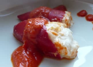 Pimientos rellenos de bacalao. Un receta en una web USA