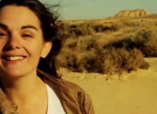 Una cantante de Navarra, que ha triunfado en el Olympia de París, publica un nuevo álbum