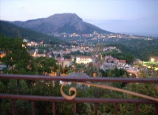 Jovenes de Galdames visitan Cautano (Italia)