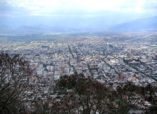 El Intendente (alcalde) de la ciudad argentina de Salta, visita el País Vasco