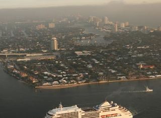 El crucero de lujo Silver Spirit en Bilbao