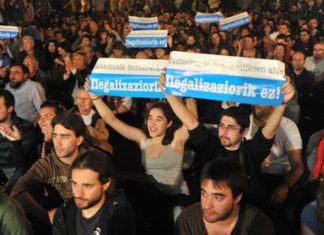 Información y propaganda acerca de la sentencia del Tribunal Constitucional sobre Bildu