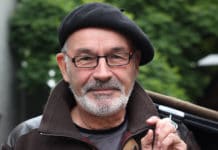 La Txapela (the black Basque beret) un complemento chic en Melbourne