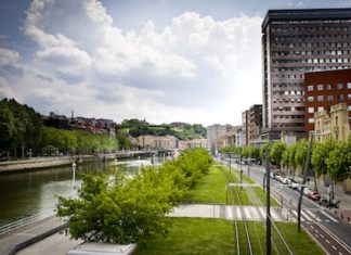 Bilbao se ha transformado gracias al dinero de la UE. Eso dicen