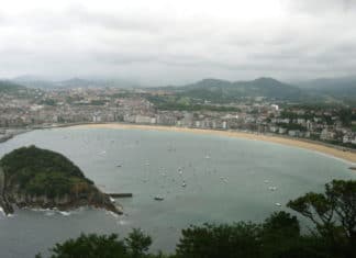 Estamos de suerte: la periodista italiana Paola de Angelis vuelve a Euskadi