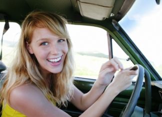 Los sistemas de seguridad de los automóviles no están pensados para las mujeres, ni para los hombres pequeños