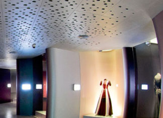 Reportaje sobre Balenciaga Museoa en el diario chileno La Tercera