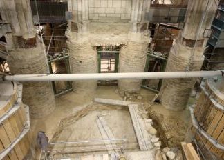 La Catedral de Vitoria y Salinas de Añana en la revista Archaeology