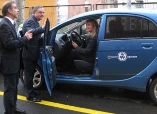 Vehículos eléctricos para el Hospital de Cruces (Bizkaia)