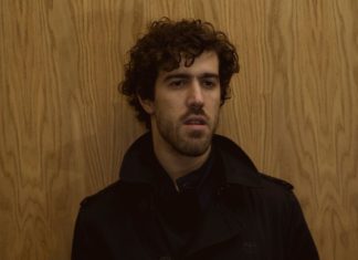 Primer disco del productor y músico Aitor Etxebarria