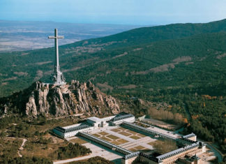 La memoria de Franco da dinero al Gobierno de España