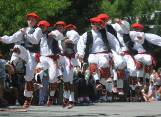 15.000 vasco-descendientes en Canyon Country, y un curso express de vascos para norteamericanos
