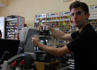 Los cerrajeros de Pamplona se niegan a ser cómplices de los desahucios*