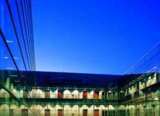 El Parlamento de Navarra en World Architecture News