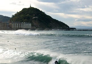 Wall Street Journal. San Sebastián: Surf, gastonomía, cine y arte