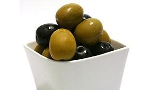 Universidad de Navarra. La ¿Dieta mediterránea? es buena para el cerebro… y para más