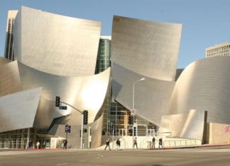 Cuando los vascos ganaron por la mano a Los Angeles, y les dejaron sin el primer icono del siglo XXI