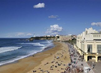Biarritz: la reina de la Costa Vasca. Pero no la introductora del surf en Euskadi