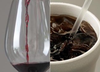 Se comercializa el kalimotxo a la francesa: se llama ¡Rojo Pirulí Cola!