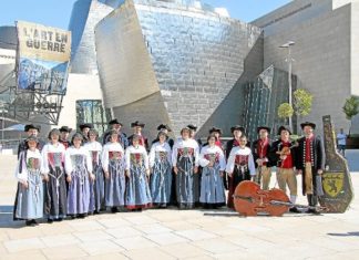 Unos alemanes que han aprendido mucho acerca de la independencia política y cultural de los vascos