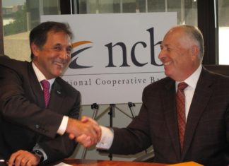 Otro acuerdo histórico: Laboral Kutxa firma un acuerdo con el National Cooperative Bank (NCB) de USA