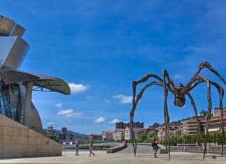 De Jakarta a Bilbao para aprender Euskera y comer pintxos