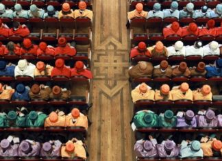 La apertura del Año Académico en Deusto, la foto del día en el Wall Street Journal