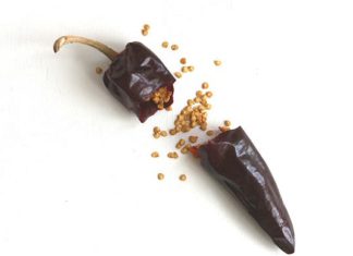 Los Pimientos de Ezpeleta en The Telegraph (con receta de Piperrada)