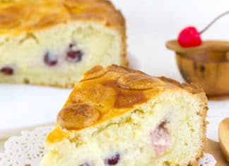 Un pastel vasco con «relleno», proveniente de la «soleada España»