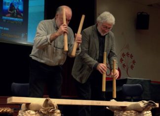 La Txalaparta «instrumento del mes» en el MIM de Bruselas