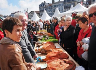 Desde New York. En Bayona el jamón es extraordinario, pero también las matemáticas: 4+3=1