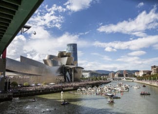 Red Bull Cliff Diving 2014 de Bilbao. Unos extraordinarios vídeos ( y fotos) Red Bull Cliff Diving 2014 Bilbao