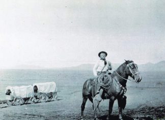 150 años del Estado de Nevada. La profunda huella vasca Vascos en Nevada. Basque settler Calisto Laucirica rides through 1920s Elko County. (Courtesy of Northeastern Nevada Museum)