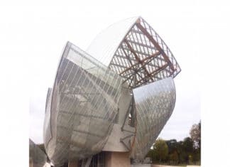 Louis Vuitton Fundación: ¡París tiene su Bilbao! Le bâtiment de la Fondation Louis Vuitton dessiné par Frank Gehry au bois de Boulogne, Paris, 2014.