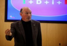 El Lehendakari Ibarretxe dará conferencias en Porto Alegre y en Sao Paulo Ex-Presidente (Lehendakari) do País Basco, Dr. Juan Ibarretxe Markuartu, liderança do PNV (Partido Nacionalista Vasco) estará ministrando palestras em Porto Alegre, no próximo dia 12 de Novembro, Na FEE - Fundação de Economia e Estatística, as 14:30h, e na Fundação Escola Superior do Ministério Público, as 19h.