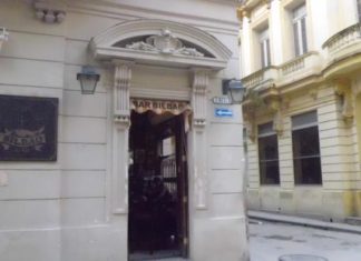 El Bar Bilbao de … La Habana (vídeo) Foto fachada Bar Bilbao en La Habana (Foto Nany C - en Tripadvisor)