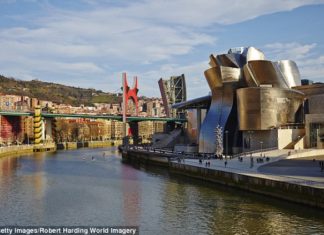 Bilbao, la ciudad perfecta para un fin de semana «gourmet» Art and soul: The magnificent Guggenheim gallery is Bilbao's most striking landmark