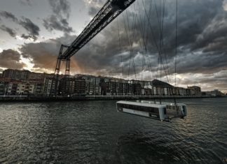 La historia de los puentes-transbordadores. Empezando por el «Puente Bizkaia» Puente Bizkaia. El primero de los "Puentes-transbordadores del Mundo"
