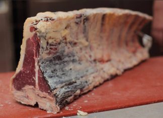 Alemaniatik: Txogitxu-ko txuletoia “munduko haragirik onena Kobe-ren atzetik”