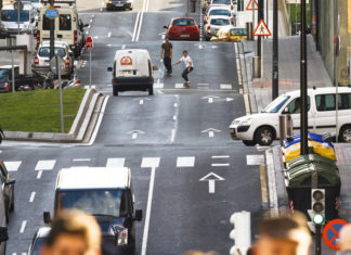 Red Bull skateboarding Bilbon. Alde ona eta alde txarra (bideoa) Imagen del video de Skateboarding de Red Bull en Bilbao