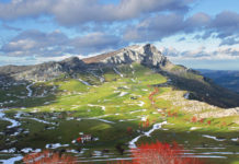 KLM propone visitar el País Vasco….TODO el País Vasco Montañas vasca en el blog de KLM (Fotografía: Monte Gorbea ©Mikel Martinez De Osaba)