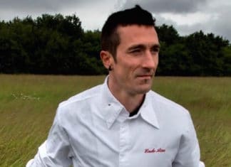 Una magnifica, pero coja, entrevista a Eneko Atxa en The Daily Meal El vasco Eneko Atxa, chef del Azurmendi