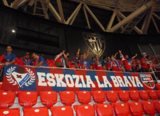 La paradiplomacia de «Eskozia la Brava». Conectando Escocia y Euskadi la peña del Eibar "Eskozia la Brava" quiere reunirse con la primer ministro de Escocia