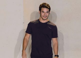 Altuzarra, el diseñador vasco-chino, explora su herencia vasca. «I’ve always been Basque» Joseph Altuzarra en el nyfw presentando su colección primavera 2016