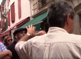 El Senado francés dirá lo que quiera sobre el Euskera. Los vascos lo llevamos en el corazón Anne Etchegoyen y el Biotz Alai interpretan XALBADORREN HERIOTZA