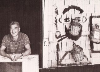 Se inaugura en Bilbao una exposición sobre la obra pictórica de un vasco extraordinario El pintor vasco Miguel Marina en su casa de Santa Bárbara (California) junto a lo que se nos presenta como una particular representación del Olentzero