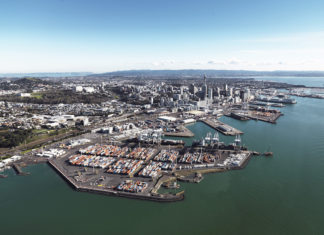 Bilbao y su transformación, el modelo para Auckland (Nueva Zelanda) Waitemata Harbour in Auckland