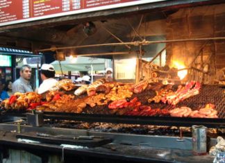 El Mercado del Puerto de Montevideo. #Vascosdeviaje