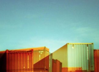 ¿No es el Puerto de Bilbao competitivo en el tráfico de contenedores? Unos datos que nos extrañan El precio del tráfico de contenedores en el Puerto de Bilbao