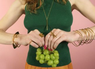 Izaskun Zabala, a Basque jewelry designer in New York Izaskun Zabala, una diseñadora vasca en New York